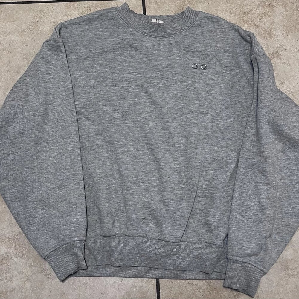 Alo Yoga Womens Long Sleeves Crew Neck Pullover Sweatshirt Gray